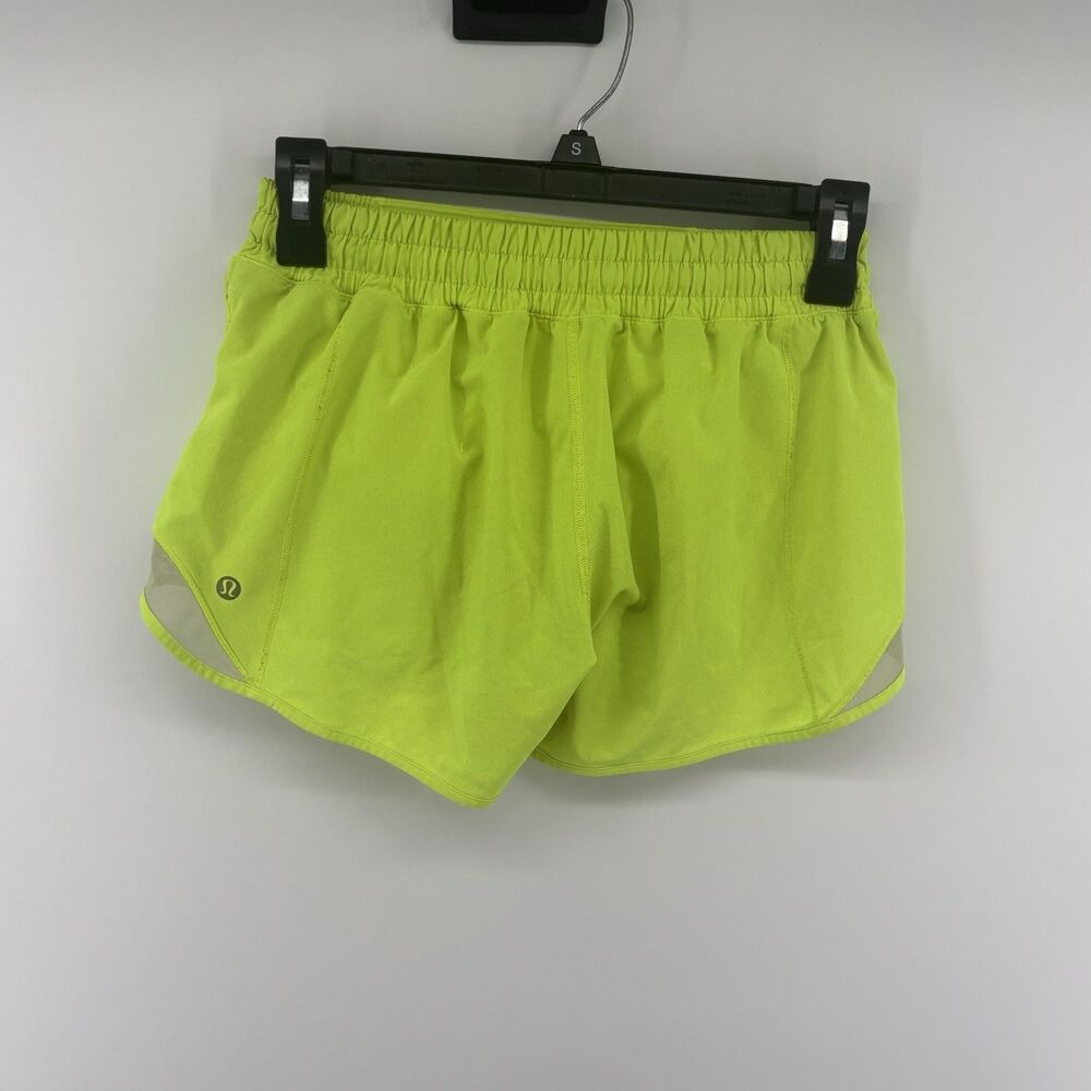 Lululemon Size 4 Low Rise Hotty Hot Short II *Long 4" Lime Pop Lined Athletic